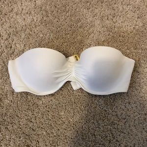 white VS bandeau